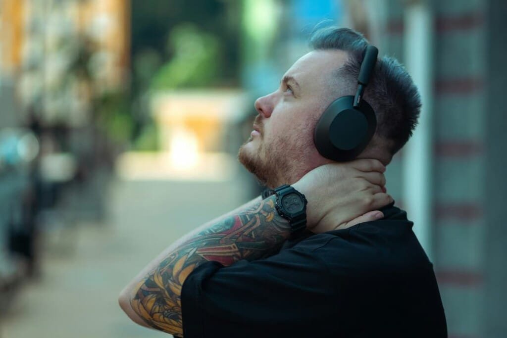 7-minute brain audio — morning headphone routine