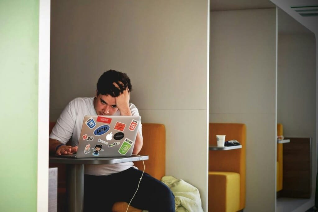 sluggish liver cause fatigue — person feeling drained in the afternoon